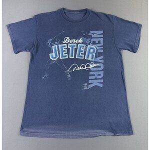 Rare Vintage Y2K Derek Jeter New York Yankees Baseball MLB Art Faded Tee
